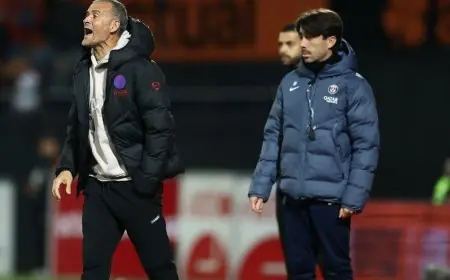 لويس إنريكي يوجه صدمة للاعبي باريس بعد التعادل المثير أمام لوريان ويؤكد لم نستحق الفوز