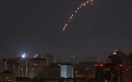 ستة قتلى بينهم طفلان نتيجة قصف ليلي روسي على أوكرانيا