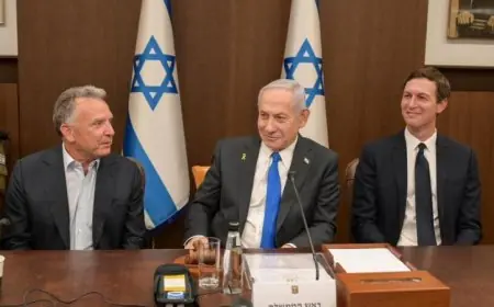 نتنياهو: تسليم الجيش الإسرائيلي والشاباك توابيت ثلاثة رهائن من قطاع غزة