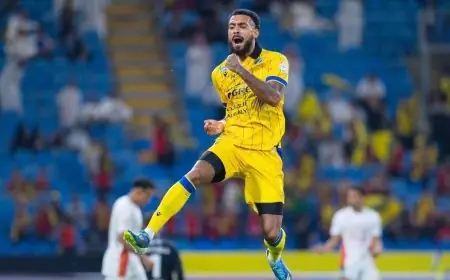 التعاون يحقق فوزًا ساحقًا على القادسية ويرتقي إلى المركز الثاني في دوري روشن