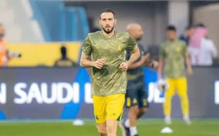 الخليج يسجل ثلاث أهداف في الشوط الأول ويتفوق على الاتحاد