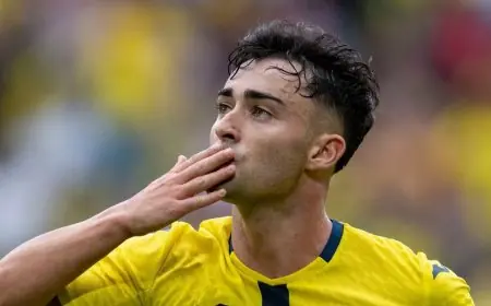 فياريال يتفوق على برشلونة وينتزع المركز الثاني بفوز ساحق على رايو فايكانو