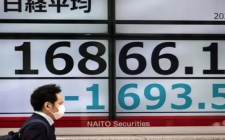 وزير الشباب ومحافظ السويس يطلقان مسيرة مهرجان يوم المشي العالمي