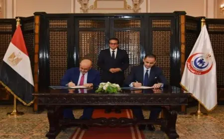 وزير قطاع الأعمال يلتقي لبحث تعزيز التعاون بين القطاعين العام والخاص في المشاريع السياحية والفندقية