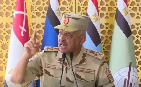 وزير الدفاع يشارك في تفتيش عمليات الحرب للمنطقة المركزية العسكرية