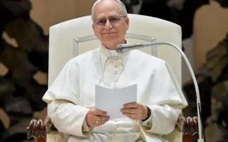 البابا يحذر من تصاعد التوترات بسبب الانتشار العسكري الأمريكي بالقرب من فنزويلا