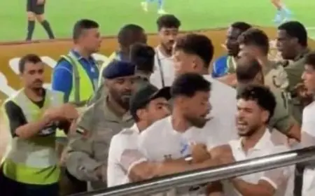 المستشار القانوني لنادي الزمالك يكشف عن تأثير اللائحة الجديدة على مشاركة دونجا في السوبر