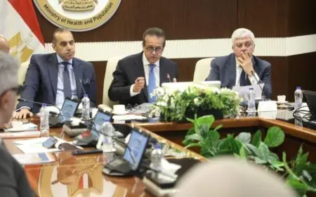 وزير الصحة يبرز أهمية رأس المال البشري ويستعد للمؤتمر العالمي للسكان