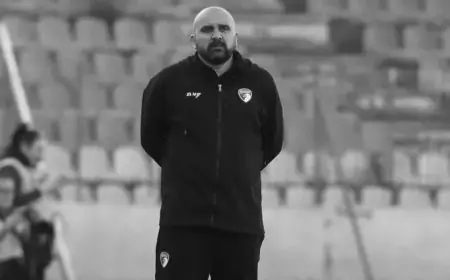 مدرب نادي رادنيكي يفارق الحياة أثناء مباراة في الدوري الصربي