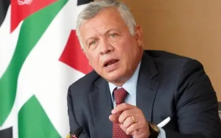 الملك عبدالله يستعرض مع رئيس أركان الدفاع الهنغاري سبل تعزيز التعاون العسكري المشترك