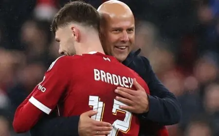 روبرتسون يثني على موهبة فينيسيوس الاستثنائية بعد تألقه في المباراة