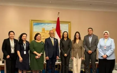 مايا مرسي تبحث مع وزير الأسرة في سنغافورة سبل تعزيز التعاون بين الوزارتين