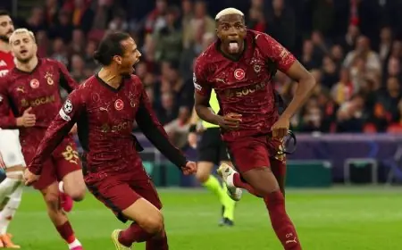 أوسيمين يتصدر قائمة هدافي دوري أبطال أوروبا ويتألق في المنافسة