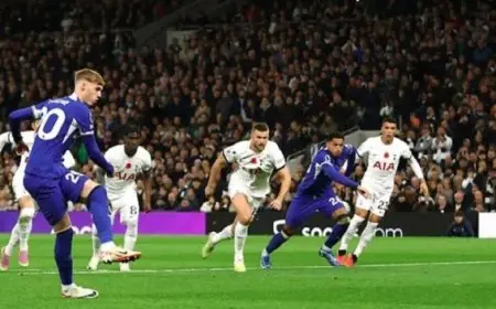 كل ما تحتاج معرفته عن موعد مباراة توتنهام ضد تشيلسي في الدوري الإنجليزي والقنوات الناقلة المباشرة