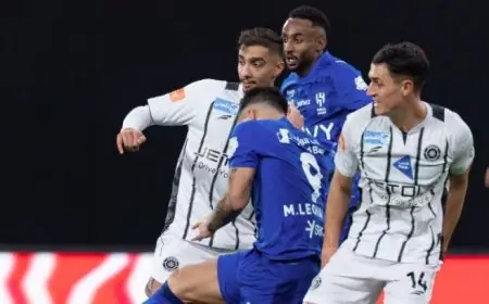 الهلال يتغلب على الشباب بصعوبة ويقترب من النصر في صدارة الدوري السعودي