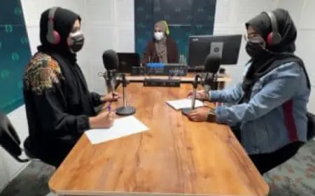 أفغانستان تشهد انطلاق أول محطة إذاعية مخصصة للنساء لتعزيز صوتهن