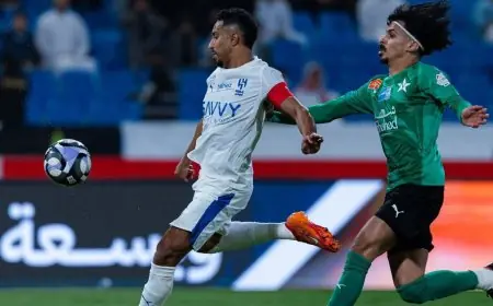 النجمة تتألق وتحرج الهلال في الشوط الأول من دوري روشن السعودي