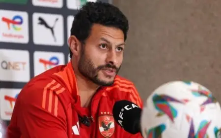 محمد الشناوي يتألق في قيادة الأهلي ضد المصري في الدوري المصري الممتاز