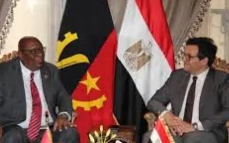 وزير الثقافة يعقد محادثات مع نظيره الأنجولي لتعزيز التعاون الثقافي بين مصر وأنغولا