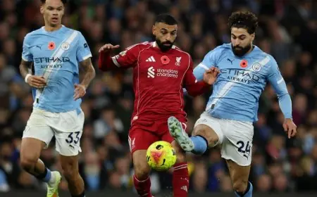 روني ينتقد محمد صلاح ويحثه على مساعدة زملائه في الفريق