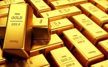 تراجع سعر الذهب مع صعود الدولار وزيادة التفاؤل باتفاق تجاري بين الولايات المتحدة والصين