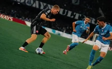 نابولي وفرانكفورت يتعادلان سلبياً في مباراة مثيرة بدوري أبطال أوروبا