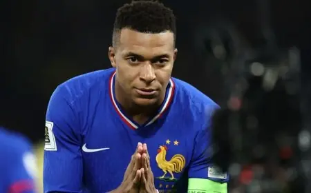 زملاء كيليان مبابي يعبرون عن انزعاجهم من تدليل نجم فرنسا الكبير