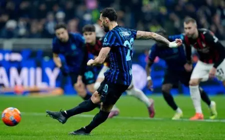 ظاهرة غريبة تؤثر على أداء تشالهان أوغلو في ركلات الجزاء مع إنتر