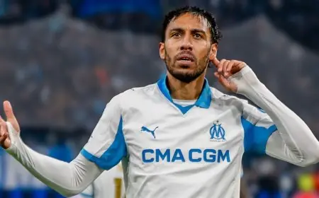 أوباميانغ يتألق ويقود مارسيليا لتحقيق انتصار مثير على نيوكاسل في دوري أبطال أوروبا