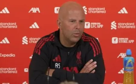 سلوت ينتقد التحكيم ويؤكد تأثيره على نتائج ليفربول في الموسم الحالي