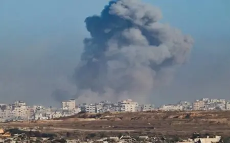 الجيش الإسرائيلي ينفذ غارات عنيفة على شرق خان يونس ورفح جنوب غزة