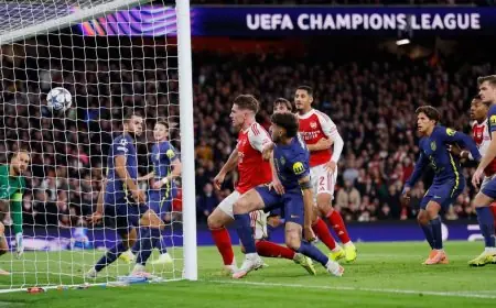 أتلتيكو مدريد يتعرض لغرامة بسبب سلوك عنصري لمشجعيه في مباراة أرسنال