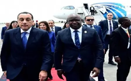 وزير الداخلية يدلي بصوته ويؤكد حالة الاستنفار القصوى لتأمين سير انتخابات النواب