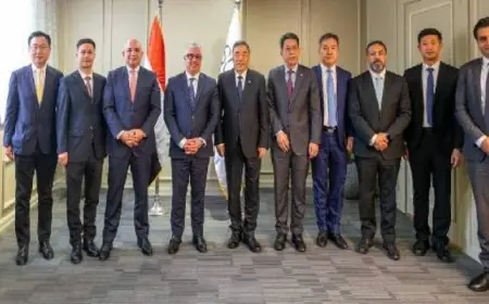 رئيس اقتصادية قناة السويس يسعى لتعزيز التعاون مع الشركة الصينية للهندسة البحرية