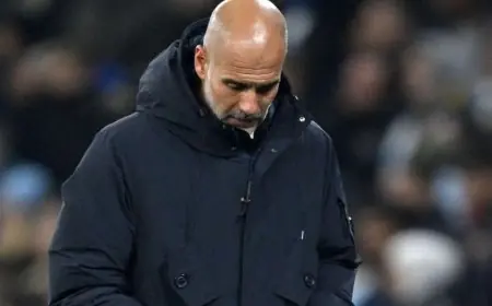 جوارديولا يستعيد مكانه في التشكيلة الأساسية لسيتي بعد تجربة ليفركوزن المثيرة