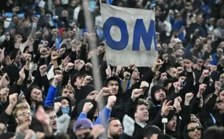 نيوكاسل يتقدم بشكوى رسمية ضد إساءة معاملة جماهيره خلال مباراة مارسيليا