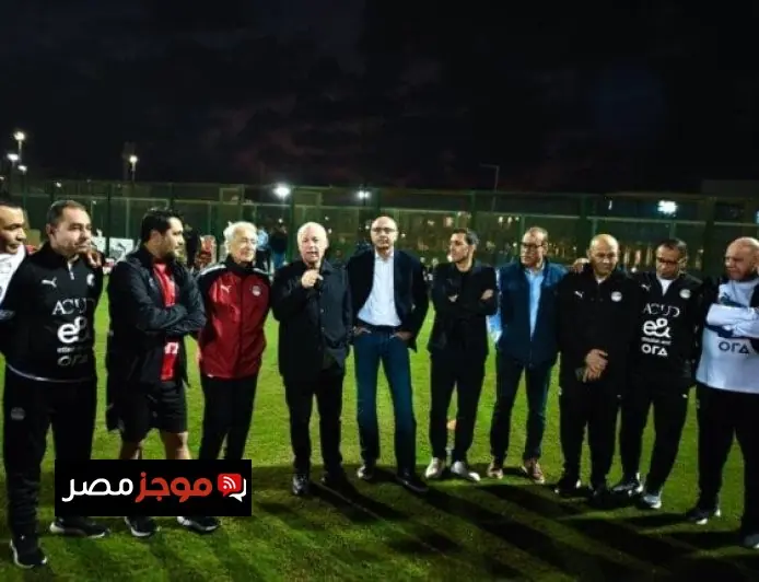 هاني أبوريدة يساند المنتخب الوطني في كأس العرب ويحث اللاعبين على التألق