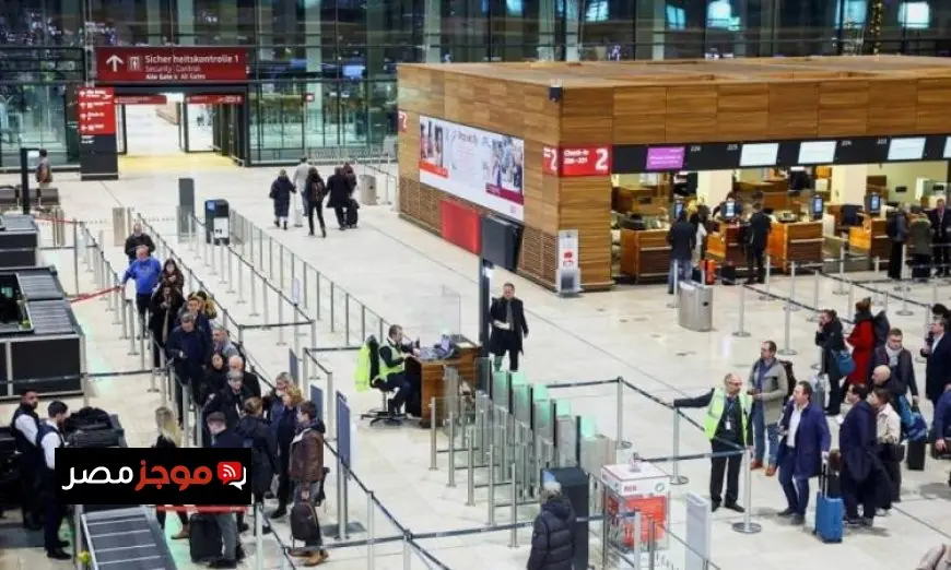 تعليق حركة الطيران في مطار برلين إثر رصد طائرات مسيرة في الأجواء