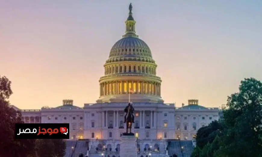 إدارة ترامب تستخدم أزمة الطيران كوسيلة للضغط على الديمقراطيين لحل الإغلاق الحكومي