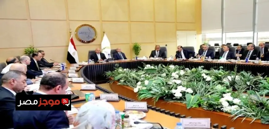 وزير الصناعة والنقل يترأس الجمعية العمومية لشركة سوبر جيت للنقل البري والسياحة