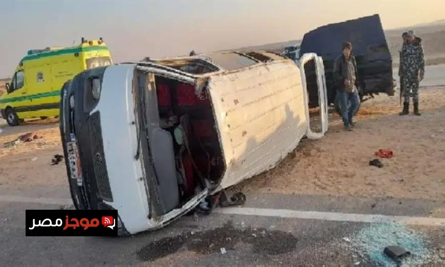 إصابة 25 شخصا في انقلاب ميني باص وزارة الشباب على طريق العاصمة الإدارية