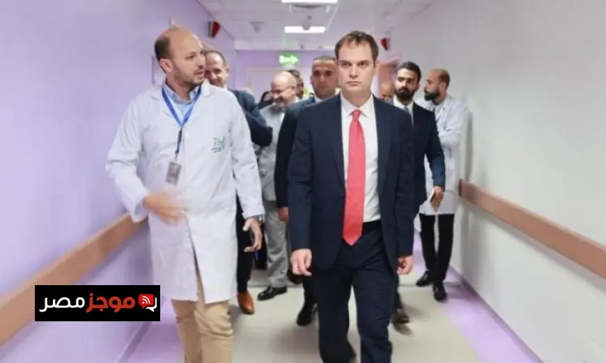 مستشفى زايد التخصصي تستضيف وفدًا بريطانيًا لمناقشة تجهيزات استقبال مصابي غزة