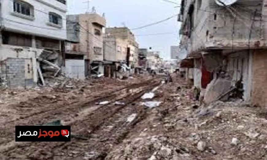 الاحتلال يستمر في عدوانه على طولكرم لليوم 283 ويجرف مدخل المخيمين