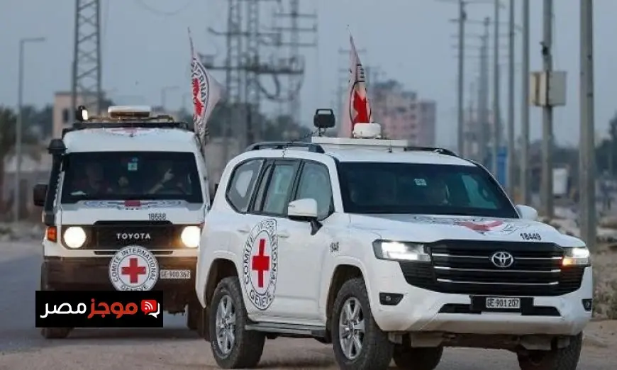 الصليب الأحمر يستلم رفات محتجز إسرائيلي من حماس في غزة