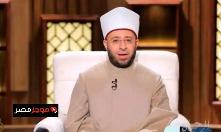 وزير الأوقاف يثني على إمام وزع أعلام مصر على الأطفال في عيد الجمعة