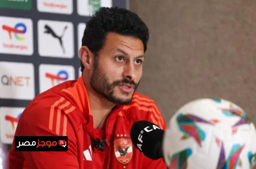 محمد الشناوي يتألق في قيادة الأهلي ضد المصري في الدوري المصري الممتاز