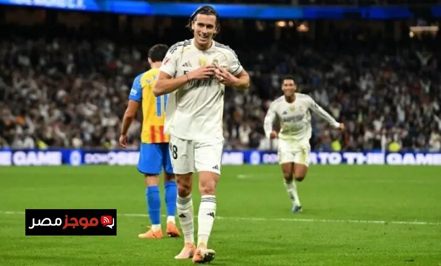 كاريراس يحتفل بتسجيل أول أهدافه مع ريال مدريد في شباك فالنسيا