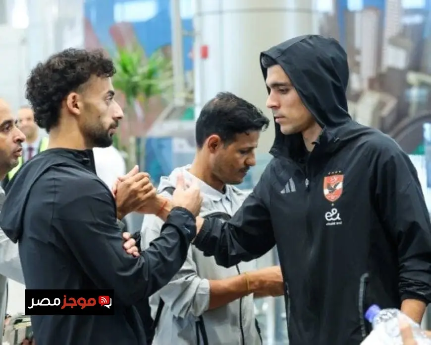 بعثة الأهلي تصل دبي استعدادا للمنافسة في بطولة السوبر المصري