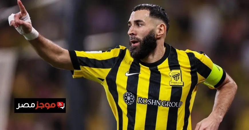 كريم بنزيما قد يقود هجوم برشلونة بعد رحيل ليفاندوفسكي في مفاجأة كبرى