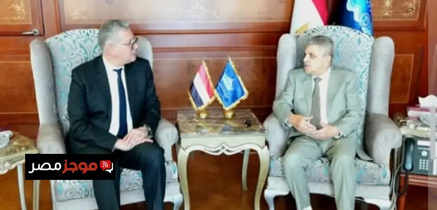 البترول وطرف قناة السويس يتفقان على إنشاء محطة حديثة لإسالة وتموين الغاز الطبيعي